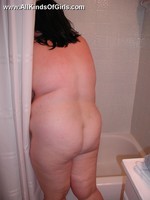Super bbw wife taking a shower afterexposing her naked goods.